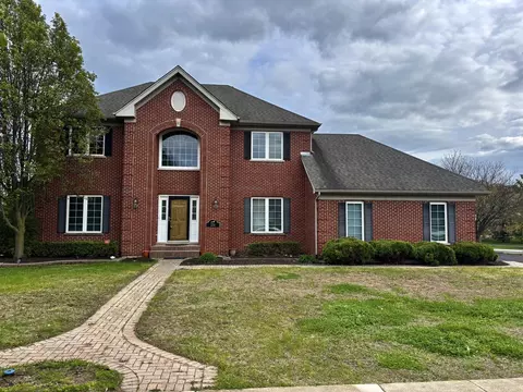 251 Pleasant Dr, Bartlett, IL 60103