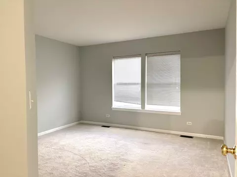 Bedroom - 2912 Falling Waters Ln, Lindenhurst, IL 60046 photo 1 of 1