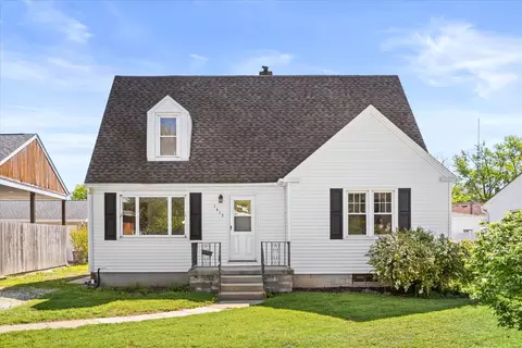 1413 S Monroe St, Streator, IL 61364