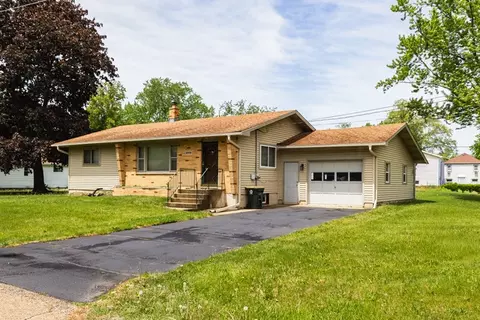 1244 Park Ave, Winthrop Harbor, IL 60096