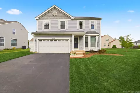10664 Oregon Trl, Huntley, IL 60142