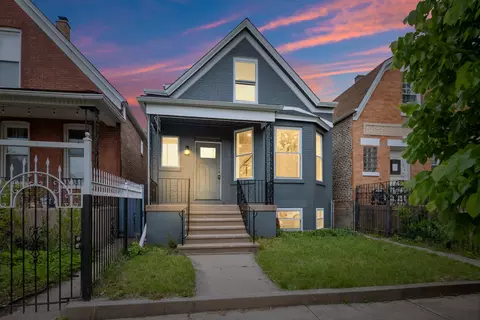 3540 W Evergreen Ave, Chicago, IL 60651