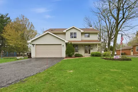 1016 N 7th St, Rochelle, IL 61068
