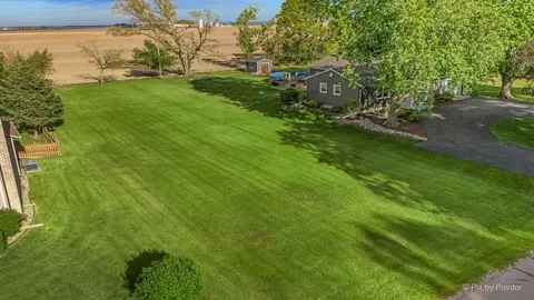 742 Cynthia Dr, Lake Holiday, IL 60548