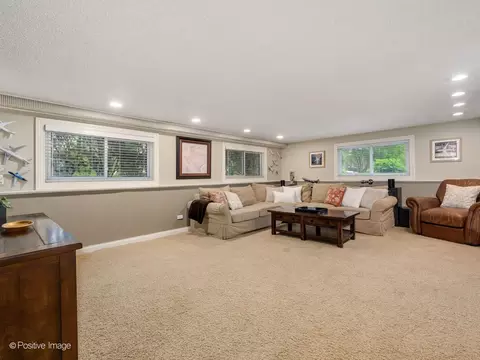 2238 Silverpine Dr, Glenview, IL 60025 photo 16