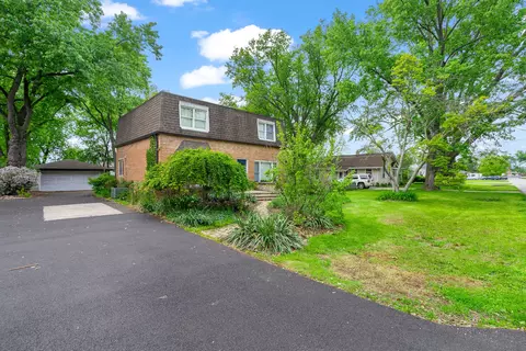 17720 67th Ave, Tinley Park, IL 60477