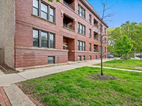 1308 W Granville Ave #1, Chicago, IL 60660