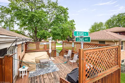 Exterior - 5400 W 83rd Pl, Burbank, IL 60459 photo 3 of 3
