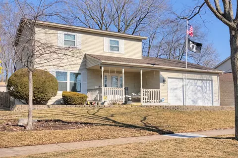 11612 Davey Dr, Huntley, IL 60142