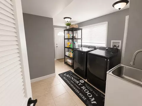 Other - 625 Devonshire Dr, Des Plaines, IL 60018 photo 1 of 1