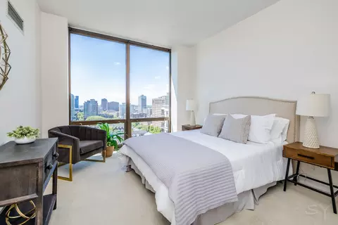 233 E 13th St #2108, Chicago, IL 60605 photo 16