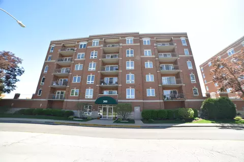 365 Graceland Ave #606, Des Plaines, IL 60016