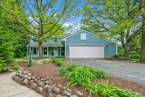 4 N015 Trotter Ln, Saint Charles, IL 60175