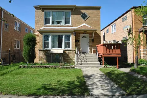 4916 W Montrose Ave, Chicago, IL 60641