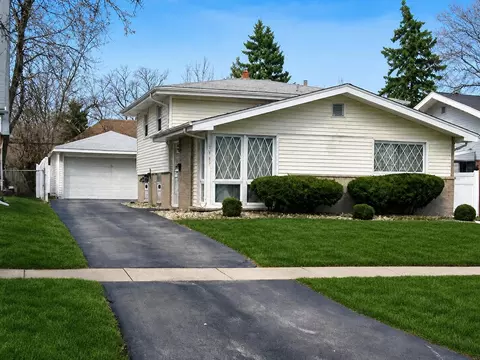 3961 168th St, Country Club Hills, IL 60478