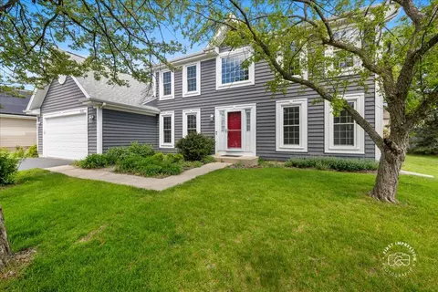 1600 Huntington N Dr, Algonquin, IL 60102