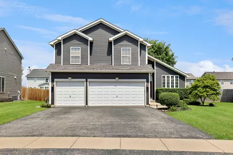 7705 Boxwood Ln, Plainfield, IL 60586