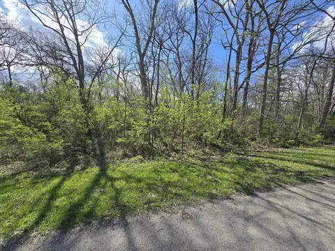 213 Maple Ln, Dixon, IL 61021 photo 5