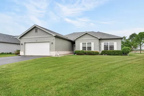 Exterior - 1001 Madison Ave, Mchenry, IL 60050 photo 3 of 8