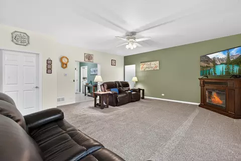 Other - 1001 Madison Ave, Mchenry, IL 60050 photo 2 of 14