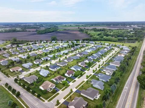 View/Area - 1001 Madison Ave, Mchenry, IL 60050 photo 7 of 7