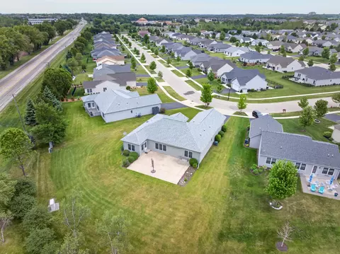 View/Area - 1001 Madison Ave, Mchenry, IL 60050 photo 4 of 7