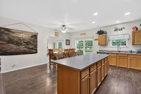 Kitchen - 1001 Madison Ave, Mchenry, IL 60050 photo 1 of 3