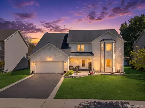 1524 Oswego Rd, Naperville, IL 60540