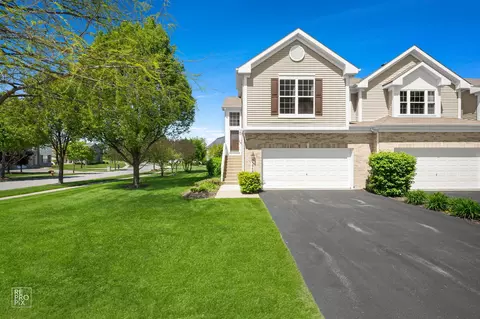 1948 Sundrop Ct, Bartlett, IL 60103