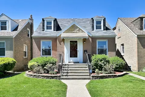 2732 N 72nd Ct, Elmwood Park, IL 60707