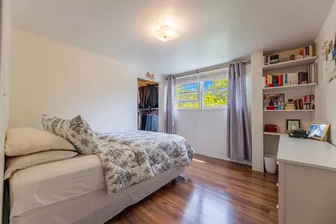 Bedroom - 275 Plainview Dr, Bolingbrook, IL 60440 photo 5 of 5