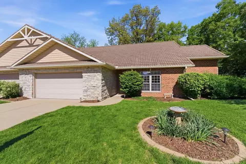 1002 2nd Street Ct #NA, Moline, IL 61265