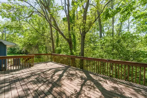 Exterior - 427 14th Ave, Silvis, IL 61282 photo 6 of 6