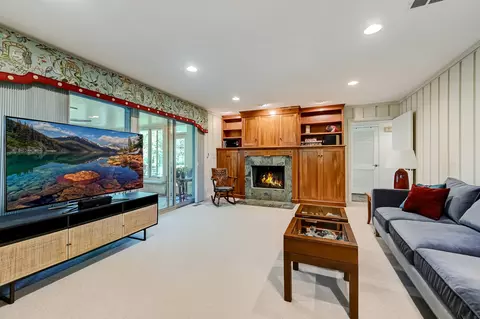 Other - 629 W Elm St, Wheaton, IL 60189 photo 4 of 8