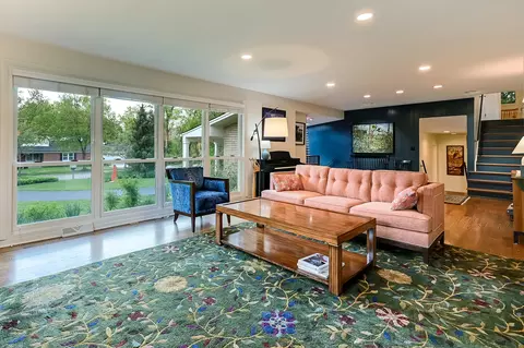 Living - 629 W Elm St, Wheaton, IL 60189 photo 1 of 2