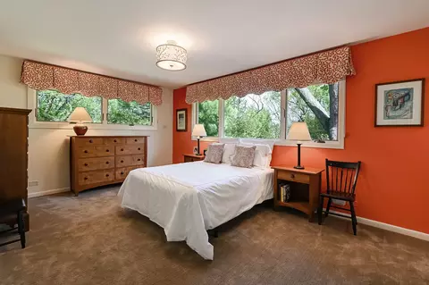 Bedroom - 629 W Elm St, Wheaton, IL 60189 photo 1 of 3