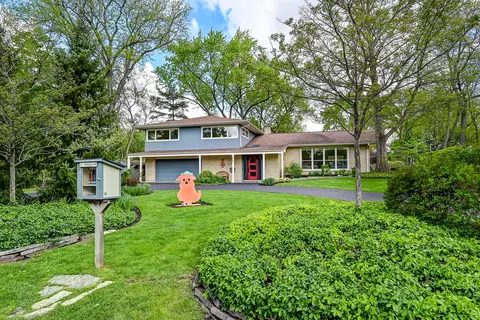 Exterior - 629 W Elm St, Wheaton, IL 60189 photo 3 of 9
