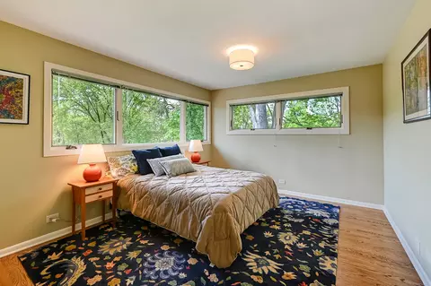 Bedroom - 629 W Elm St, Wheaton, IL 60189 photo 3 of 3