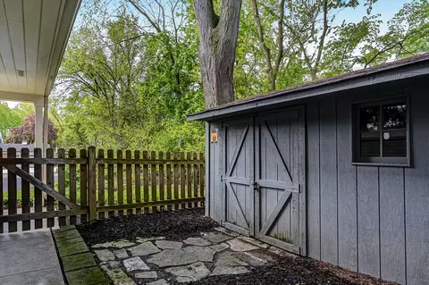 Exterior - 629 W Elm St, Wheaton, IL 60189 photo 9 of 9
