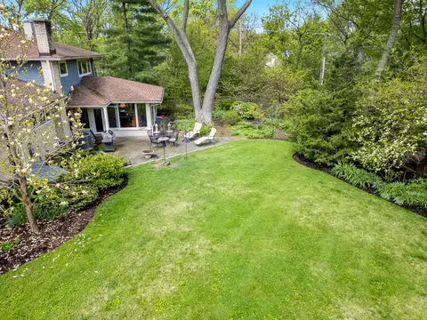 Exterior - 629 W Elm St, Wheaton, IL 60189 photo 7 of 9