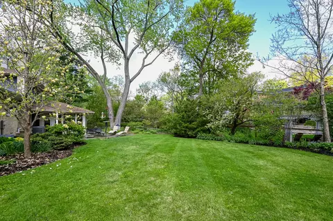 Exterior - 629 W Elm St, Wheaton, IL 60189 photo 6 of 9