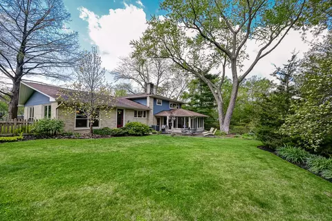 Exterior - 629 W Elm St, Wheaton, IL 60189 photo 5 of 9
