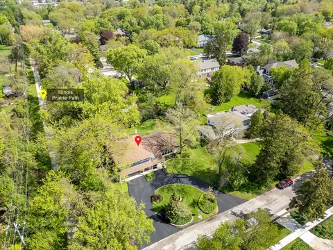 View/Area - 629 W Elm St, Wheaton, IL 60189 photo 2 of 5