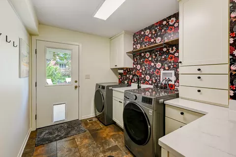Other - 629 W Elm St, Wheaton, IL 60189 photo 5 of 8