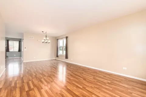 Living - 6014 Cherry Ridge Dr, Plainfield, IL 60586 photo 4 of 8