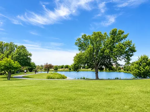 View/Area - 6014 Cherry Ridge Dr, Plainfield, IL 60586 photo 3 of 6