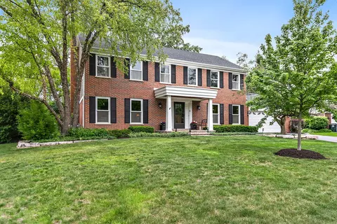 380 Covington Dr, Barrington, IL 60010