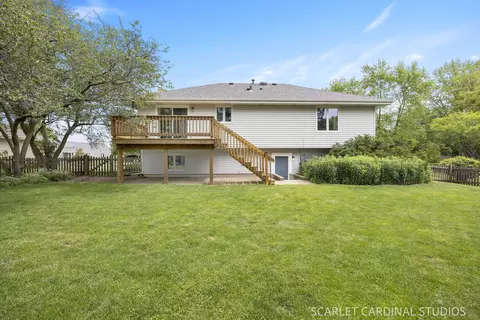 Exterior - 45 Feece Dr, Batavia, IL 60510 photo 3 of 4