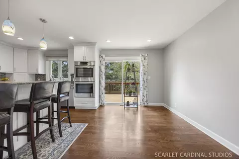 Kitchen - 45 Feece Dr, Batavia, IL 60510 photo 3 of 5
