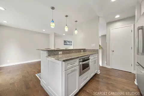 Kitchen - 45 Feece Dr, Batavia, IL 60510 photo 5 of 5